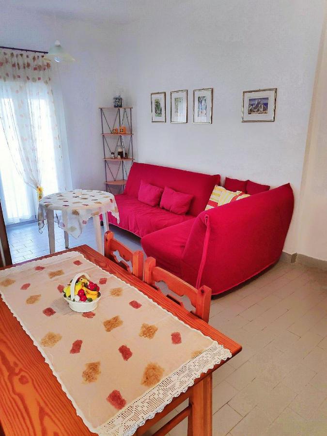 Nicole'S Residence Polychrono Luaran gambar